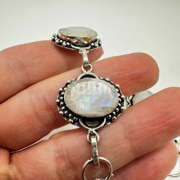 8.25" faceted oval cut moonstone bracelet in sterling silver! - Picture 9 of 10